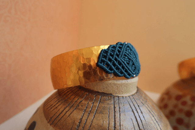 Manchette Dentelle de macramé